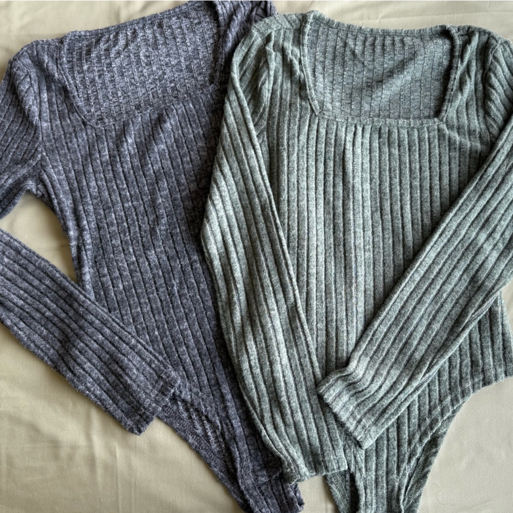 Ribbed Knit Sweater - Green and Gray